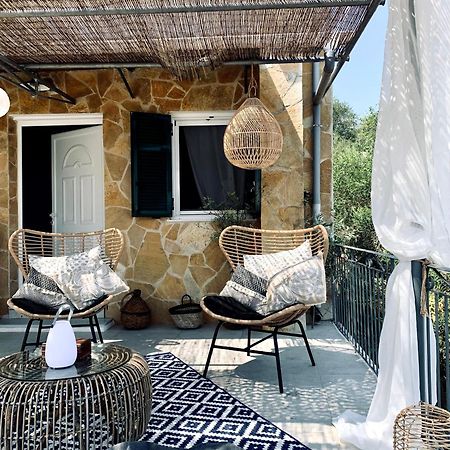 Villa Aspros - Traditionell, Ruhig Und Strandnah لياباديس المظهر الخارجي الصورة